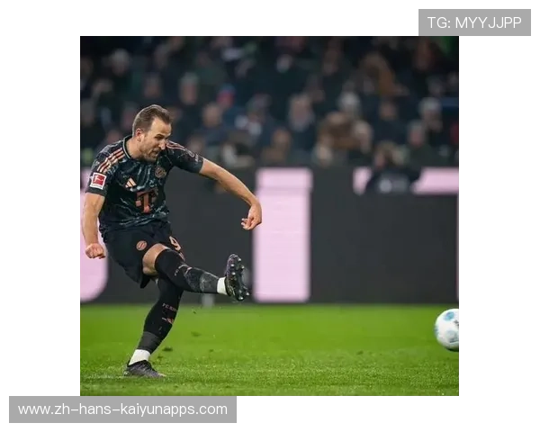 凯恩点球稳稳命中，重要时刻再现老将价值